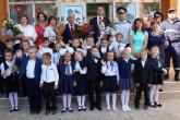 Elevii gimnaziului ,,Anatol Codru” din comuna Molovata Nouă s-au bucurat de prezența Președintelui raionului la careul solemn dedicat primului sunet