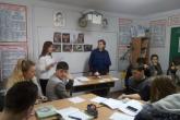 Elevii din L.T. “Mihai Eminescu” Dubăsari au adus un omagiu poetului Mihai Eminescu